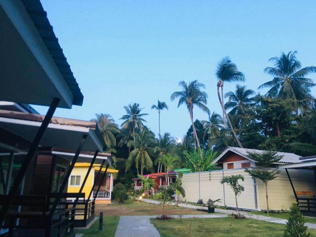 Phumiphat Resort Koh Mook Trang Exterior photo